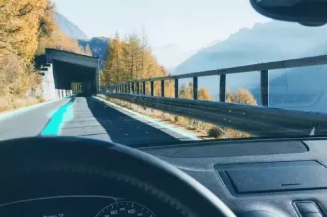 Freudenberger - Neue Technologien im Autoglas