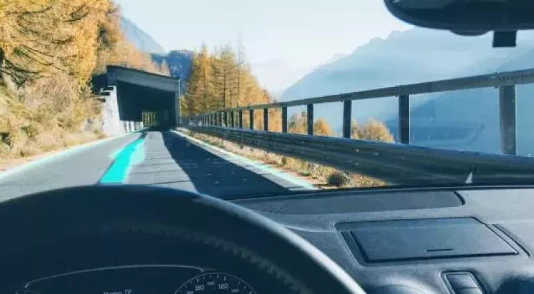 Freudenberger - Neue Technologien im Autoglas
